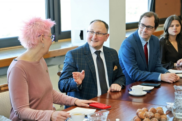 Kliknij, aby powiększyć zdjęcie.