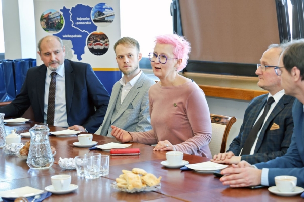 Kliknij, aby powiększyć zdjęcie.