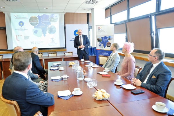 Kliknij, aby powiększyć zdjęcie.