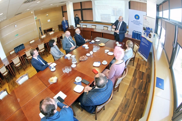 Kliknij, aby powiększyć zdjęcie.