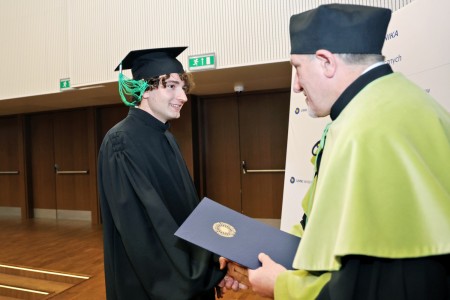 Kliknij, aby powiększyć zdjęcie.