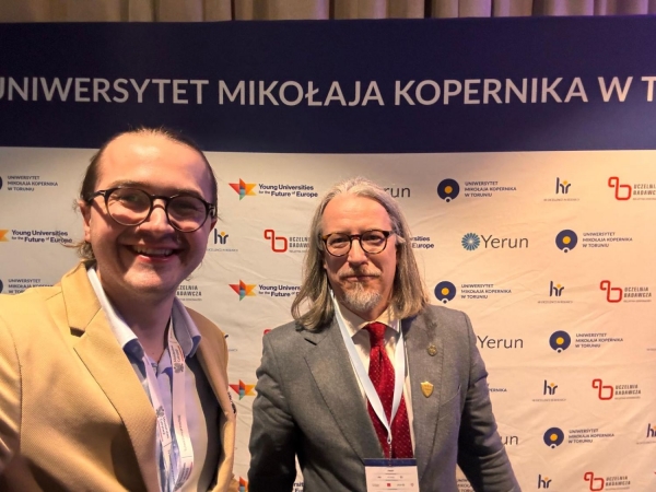 Click to zoom the picture.