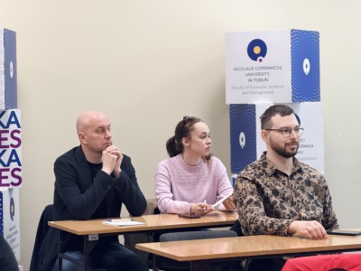 Click to zoom the picture.