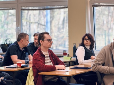 Click to zoom the picture.