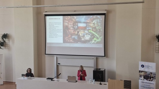 Click to zoom the picture.