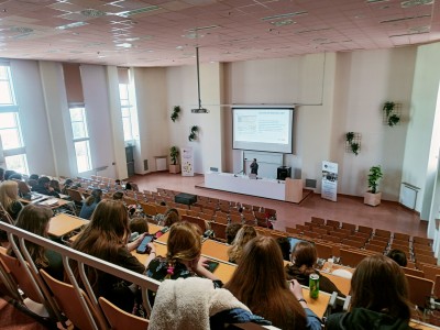 Click to zoom the picture.