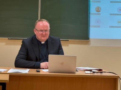 Click to zoom the picture.