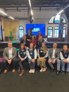 Studentki naszego Wydziału  w ogólnopolskiej debacie telewizyjnej TVP Info „Polska, co dalej?”. Kliknij, aby powiększyć zdjęcie.