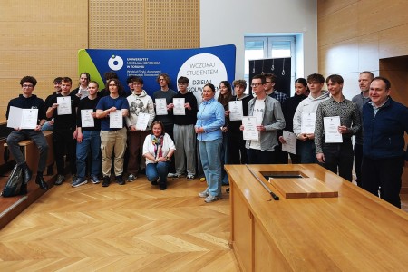 Click to zoom the picture.