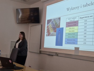  Kadry z finału w salach wykładowych Instytutu Fizyki. Kliknij, aby powiększyć zdjęcie.