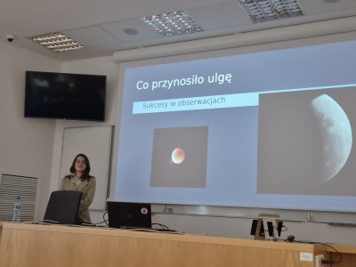  Kadry z finału w salach wykładowych Instytutu Fizyki. Kliknij, aby powiększyć zdjęcie.