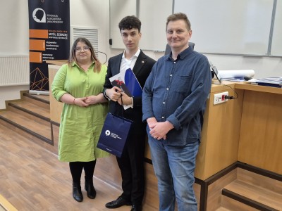  Kadry z finału w salach wykładowych Instytutu Fizyki. Kliknij, aby powiększyć zdjęcie.