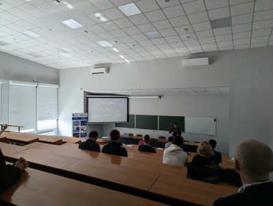  Kadry z finału w salach wykładowych Instytutu Fizyki. Kliknij, aby powiększyć zdjęcie.