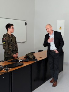  Kadry z finału w salach wykładowych Instytutu Fizyki. Kliknij, aby powiększyć zdjęcie.