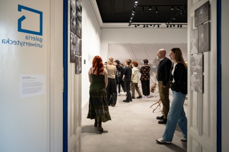 Click to zoom the picture.