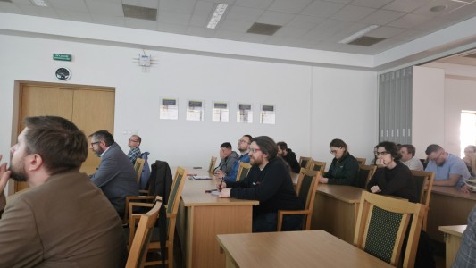 Click to zoom the picture.