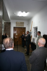 Click to zoom the picture.