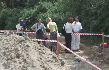 Click to zoom the picture.