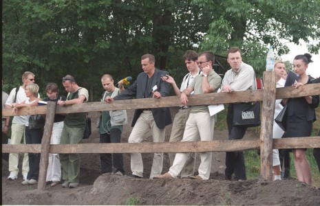 Click to zoom the picture.