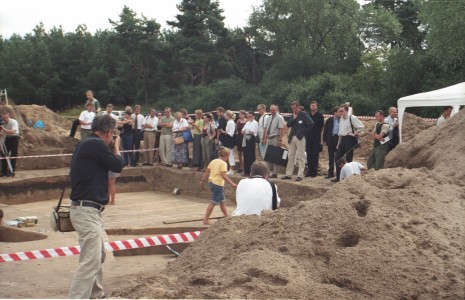 Click to zoom the picture.