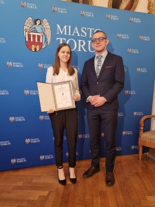 Click to zoom the picture.