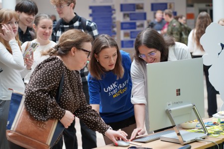 Click to zoom the picture.