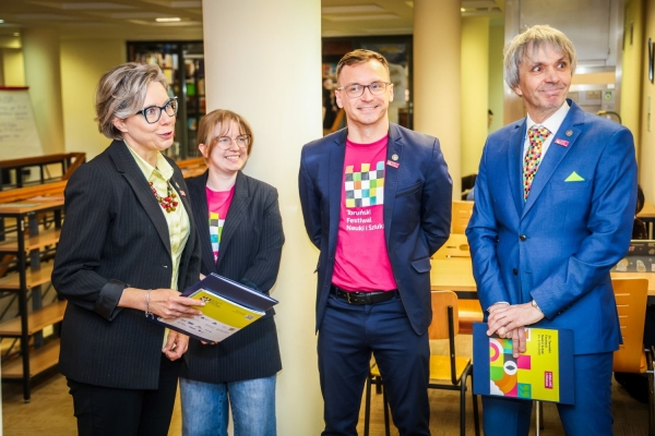 Kliknij, aby powiększyć zdjęcie.