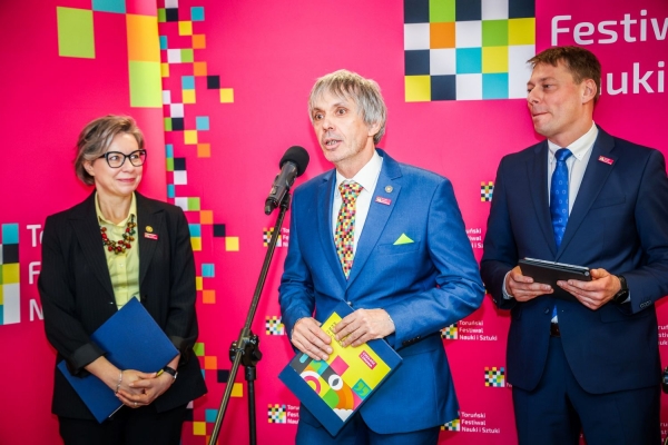 Kliknij, aby powiększyć zdjęcie.