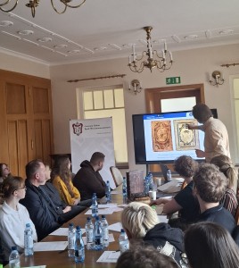 Click to zoom the picture.