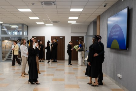 Dyplomatorium Kierunku Farmacja 2026. Kliknij, aby powiększyć zdjęcie.