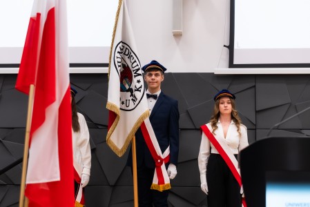 Dyplomatorium Kierunku Farmacja 2026. Kliknij, aby powiększyć zdjęcie.