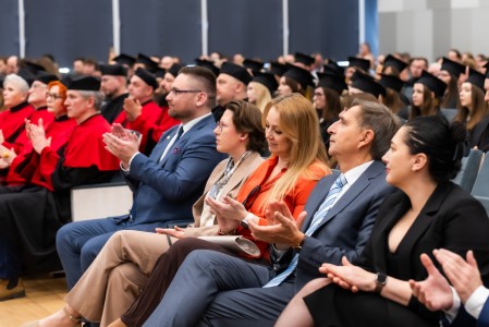 Dyplomatorium Kierunku Farmacja 2026. Kliknij, aby powiększyć zdjęcie.
