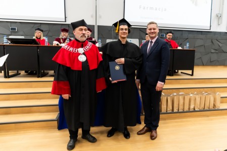 Dyplomatorium Kierunku Farmacja 2026. Kliknij, aby powiększyć zdjęcie.