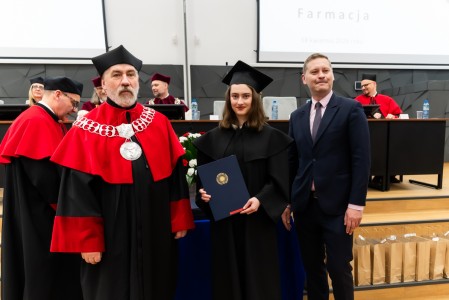 Dyplomatorium Kierunku Farmacja 2026. Kliknij, aby powiększyć zdjęcie.
