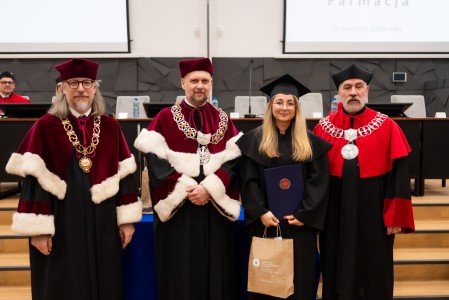 Dyplomatorium Kierunku Farmacja 2026. Kliknij, aby powiększyć zdjęcie.