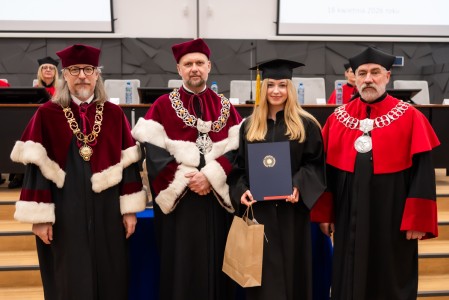 Dyplomatorium Kierunku Farmacja 2026. Kliknij, aby powiększyć zdjęcie.