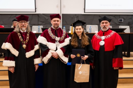 Dyplomatorium Kierunku Farmacja 2026. Kliknij, aby powiększyć zdjęcie.