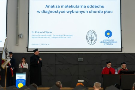 Dyplomatorium Kierunku Farmacja 2026. Kliknij, aby powiększyć zdjęcie.