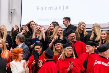 Dyplomatorium Kierunku Farmacja 2026. Kliknij, aby powiększyć zdjęcie.