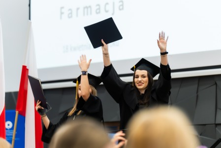 Dyplomatorium Kierunku Farmacja 2026. Kliknij, aby powiększyć zdjęcie.