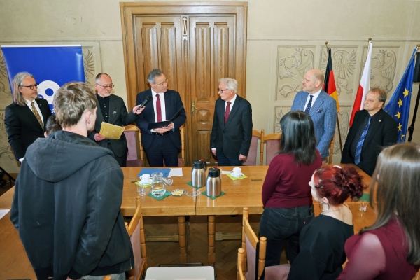 Kliknij, aby powiększyć zdjęcie.