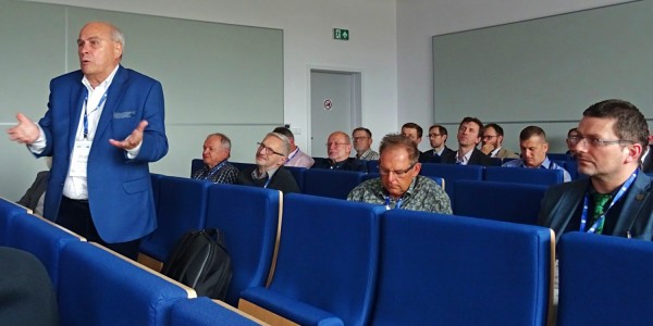 Kadry z XIX Sympozjum . Kliknij, aby powiększyć zdjęcie.
