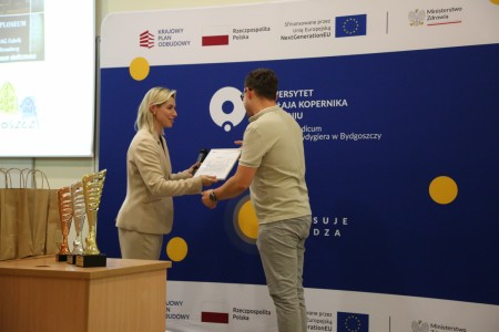 Kliknij, aby powiększyć zdjęcie.