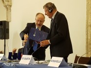 Kliknij, aby powiększyć zdjęcie.