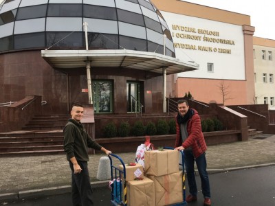 Click to zoom the picture.