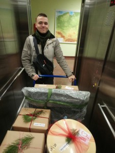 Click to zoom the picture.