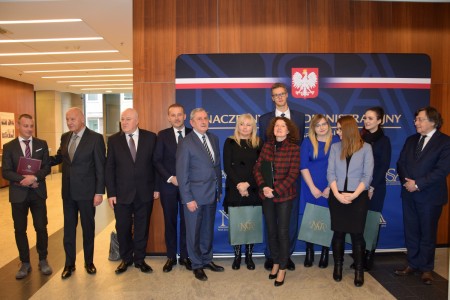 Click to zoom the picture.