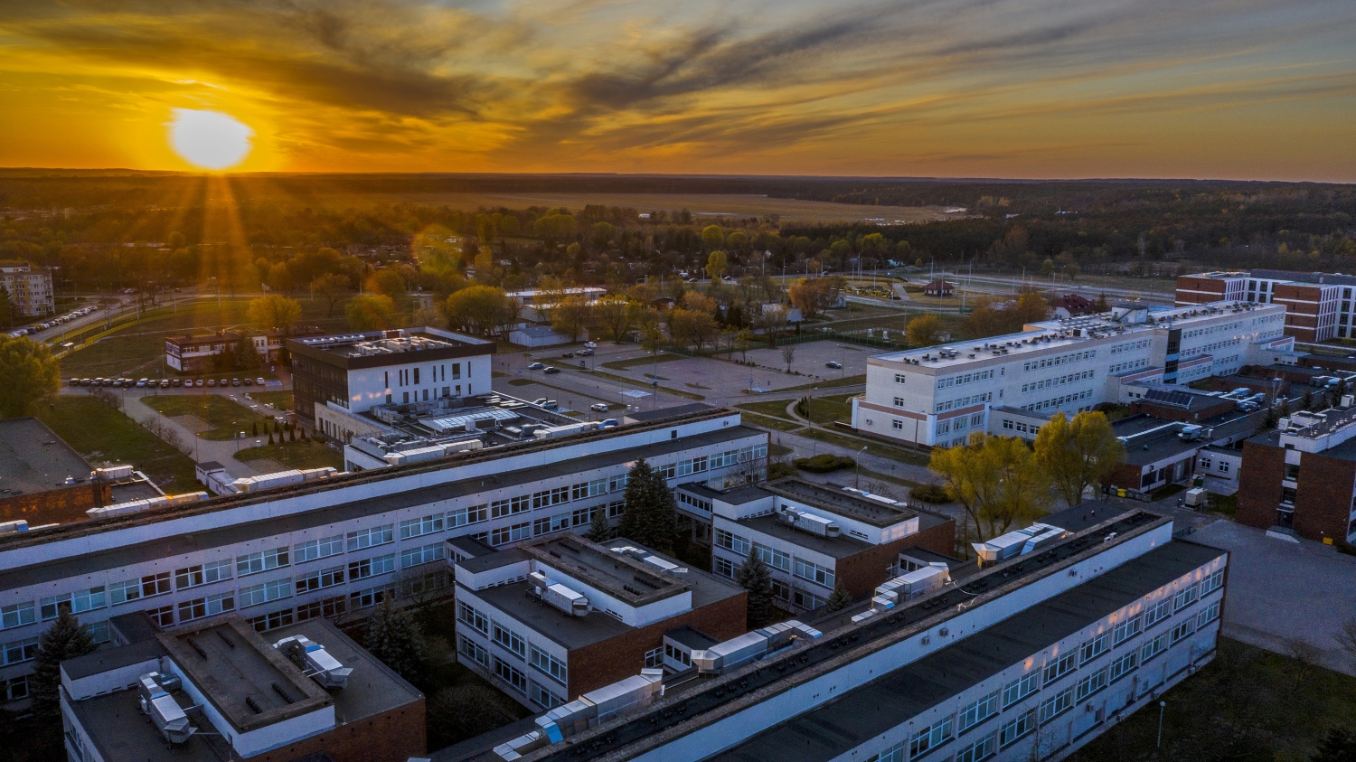 Bird’s eye view of the Faculty of Chemistry at sunset