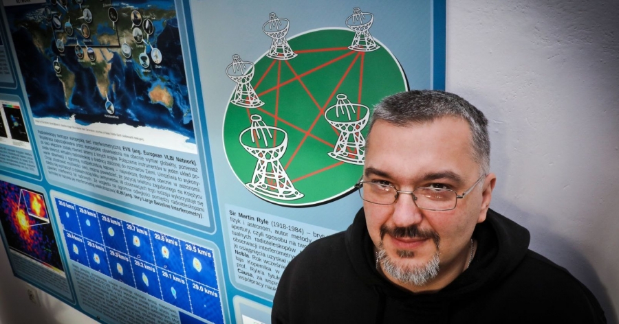 Dr Marcin Gawroński z Instytutu Astronomii UMK