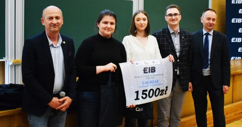 Zespół projektu Technologia z voucherem na 1500 złotych wraz z przedstawicielami Wydziału, firmy sponsorskiej EiB oraz Fundacji A. Jabłońskiego